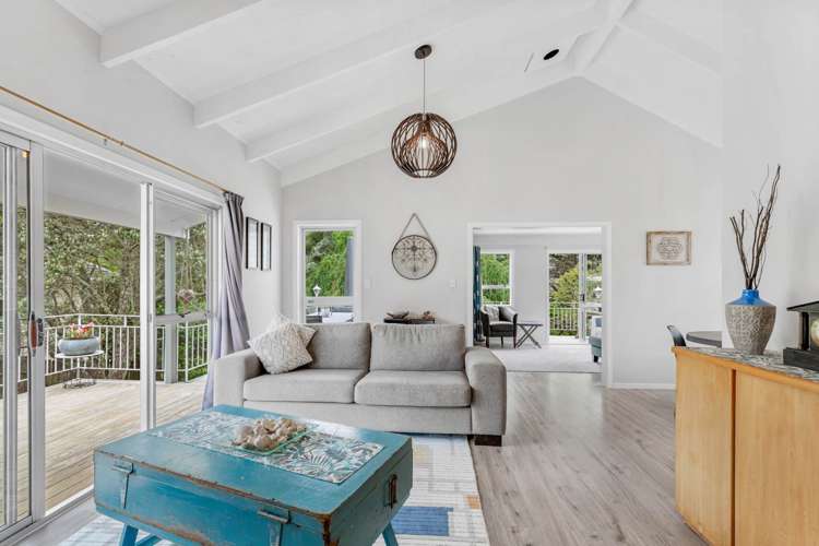 2/16 Scarlock Avenue Browns Bay_0