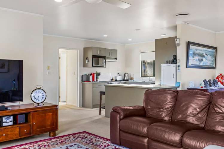 11 Killygordon Place Massey_4