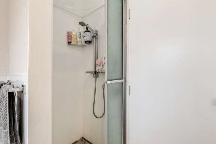 2/55 Clark Road Pahurehure_16