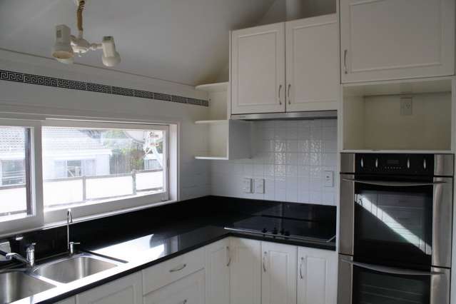 10 Christensen Place Forrest Hill_1