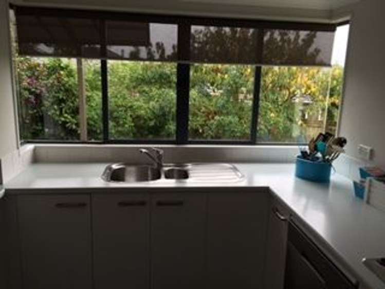 8 John Brooke Crescent East Tamaki Heights_11