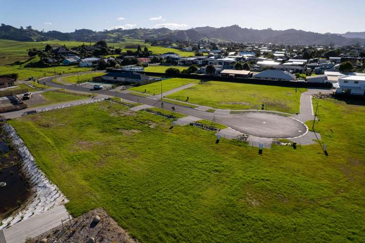 99 Citrus Ave Waihi Beach_13