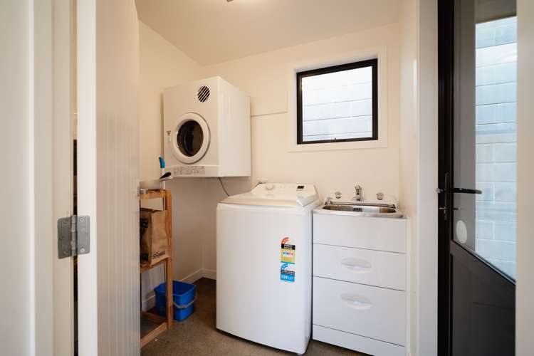 16 Canongate Dunedin Central_22