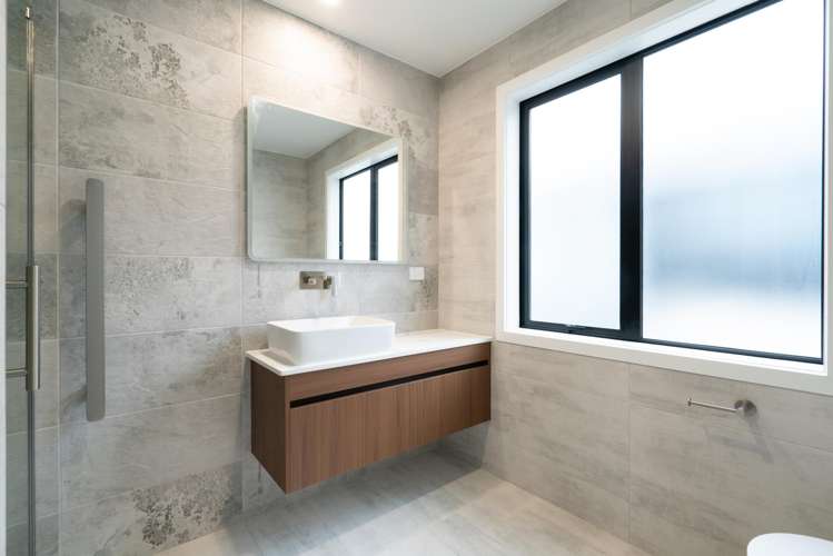 57 Michael Bosher Way Flat Bush_16