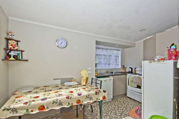 5 Clayburn Road Glen Eden_9