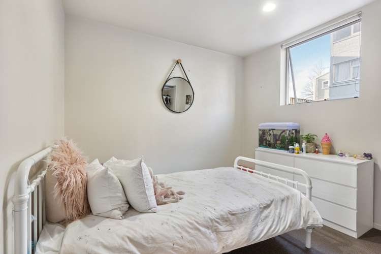 4/5 Pollen Street Grey Lynn_8