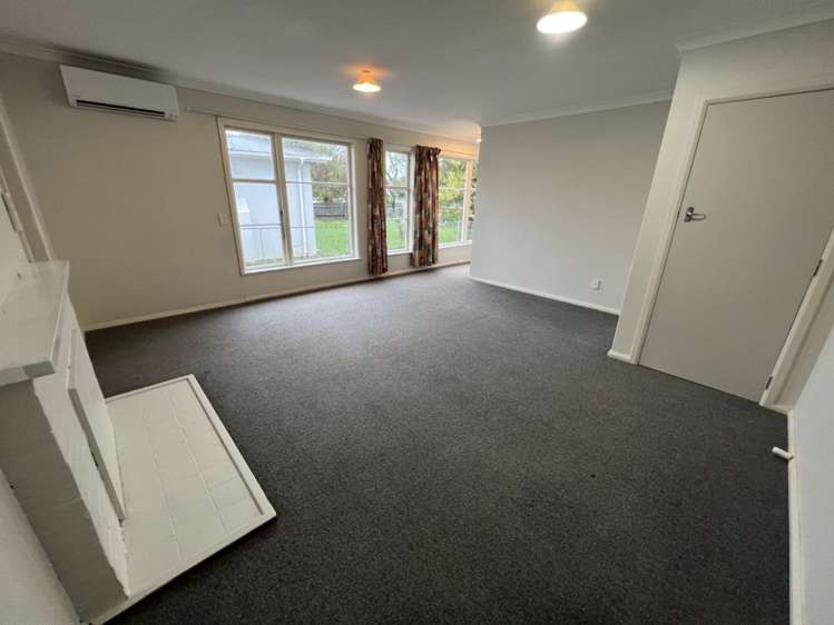 167 Highbury ave West End_12