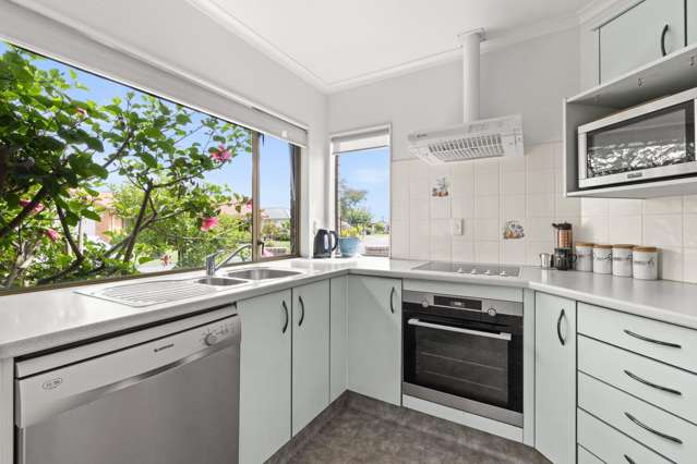 27 Beaufort Mews Taradale_2