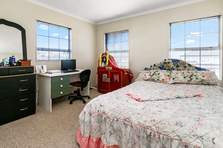 3 Waterbury Place Mangere_10