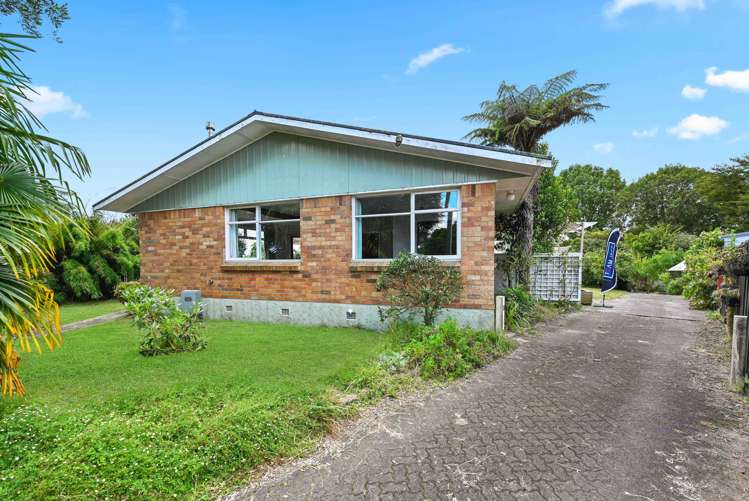 56 Pulham Crescent Queenwood_13