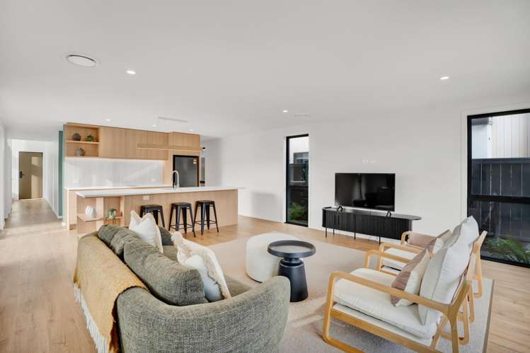 10 and 10A Eliot Street New Plymouth_6