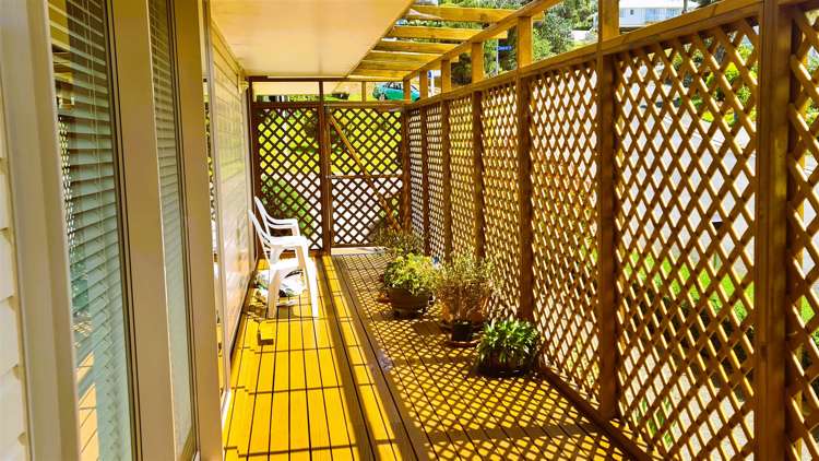 19 Hibiscus Avenue Cable Bay_17