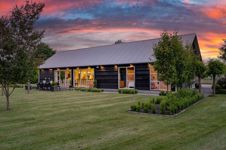 152 Willow Park Drive Opaki_6