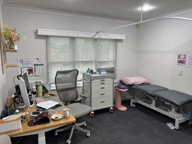 535 Mt Albert Road Three Kings_3