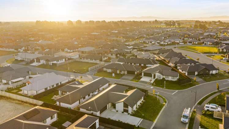 8 Adamite Drive Rolleston_21