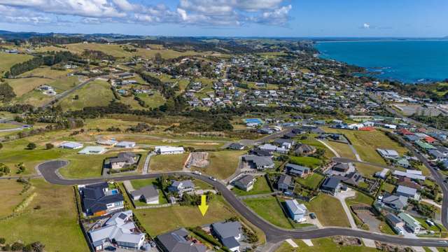 17 Midgard Road Coopers Beach_2