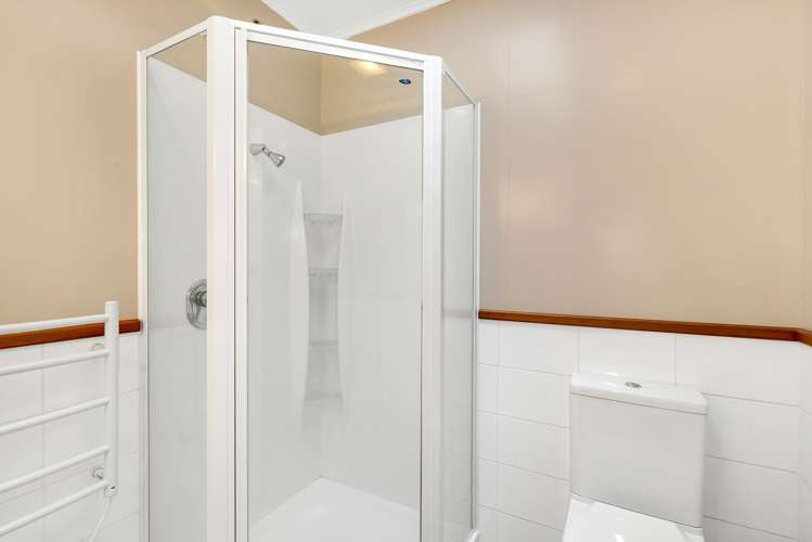 29 Smale Street Point Chevalier_17