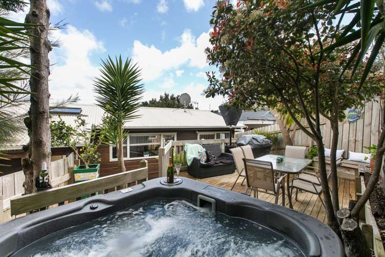 1/111 Manuka Road Bayview_12