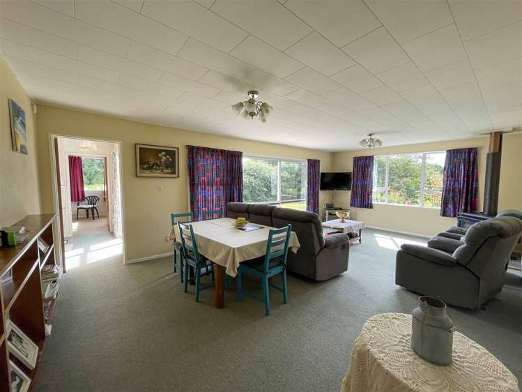 283 Wallacetown Lorneville Highway Makarewa_12