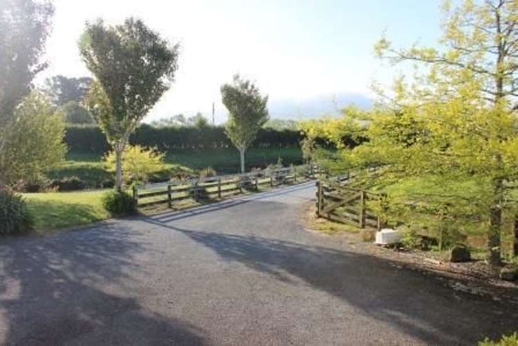 1245 Upland Road Egmont Village_59