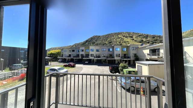 1/8 Wellington Road Paekakariki_1