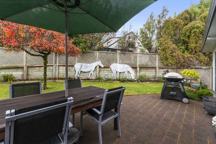 18 Robinson Terrace Rangatira Park_17