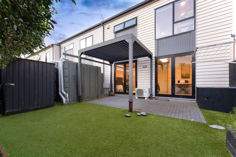 2 Kerewhenua Crescent Hobsonville_7