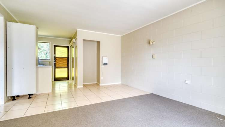 65 North Road Kaitaia_26