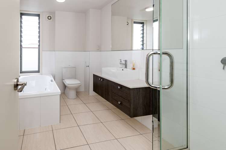 49 Constellation Avenue Beachlands_18