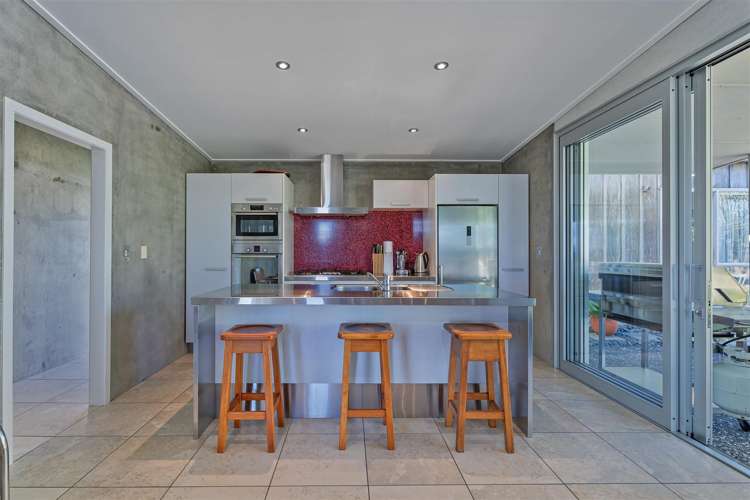 111 Kauri Crescent Matarangi_7