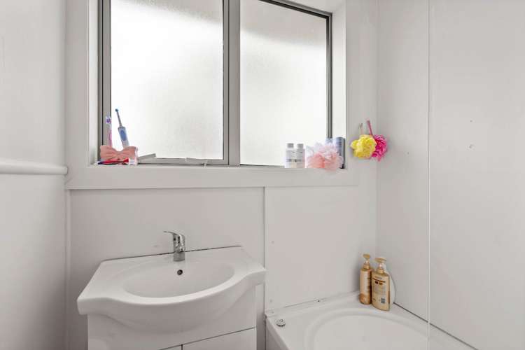 66 Adamson Crescent Glengarry_13