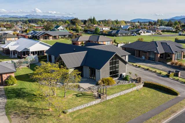 60 Breaksea Street Te Anau_4