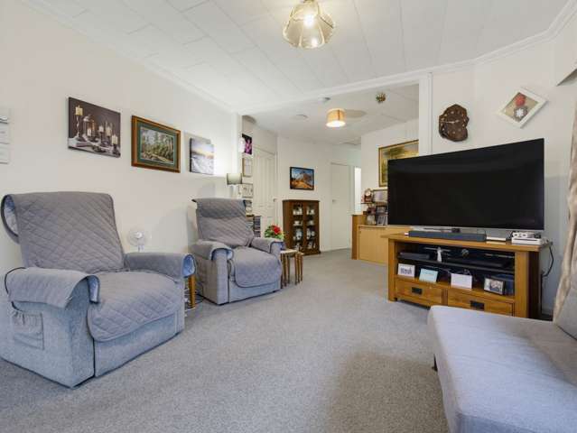 22 Roger Street Pukehangi_2