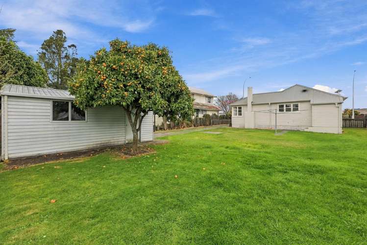 153 Ranolf Street Glenholme_13