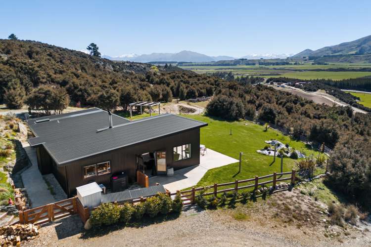 60 Pukerangi Drive_0