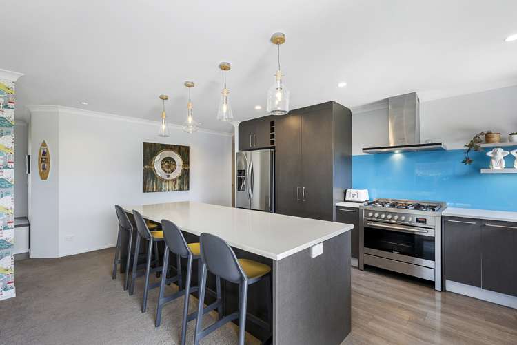 6 Defender Crescent Beachlands_5