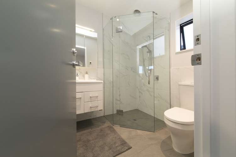 1 Liquidambar Drive Hobsonville_14