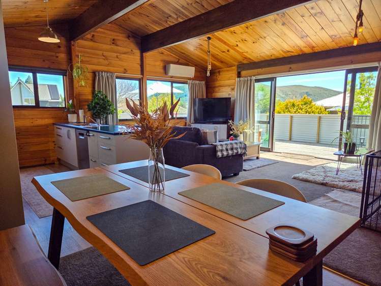15 Murray Place Lake Tekapo_2