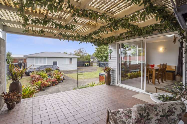 13 Tainui Terrace Mangere Bridge_14