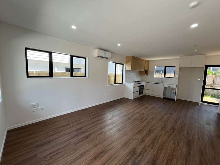 7E Chelburn Crescent Mangere East_2