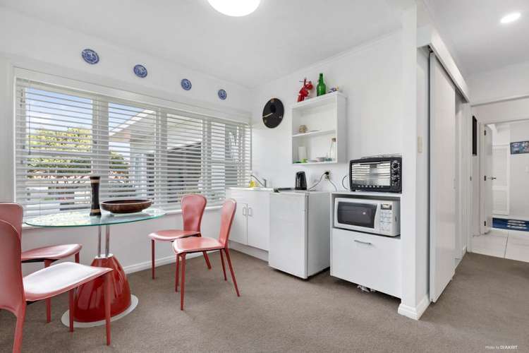 32 Bracken Avenue Takapuna_11