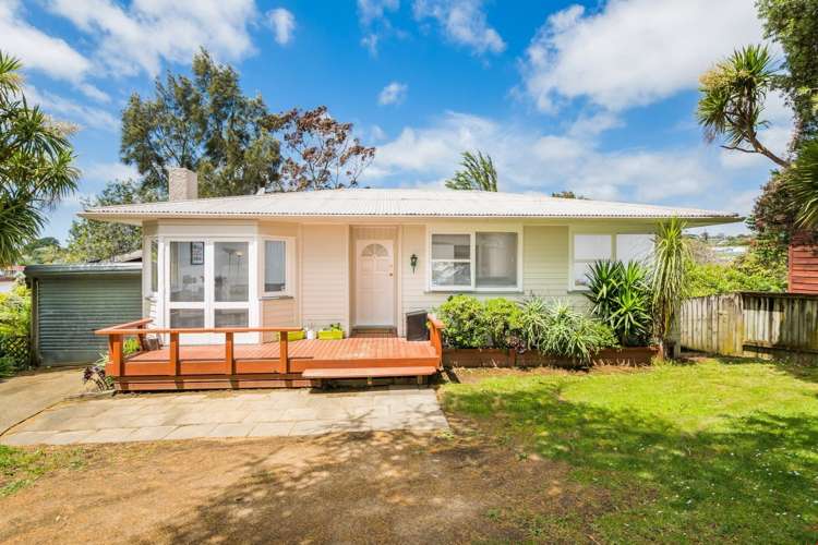 83 Fairclough Road Beach Haven_18