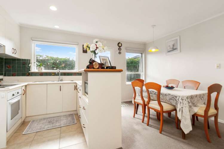 2/61a Boyce Avenue Mount Roskill_6
