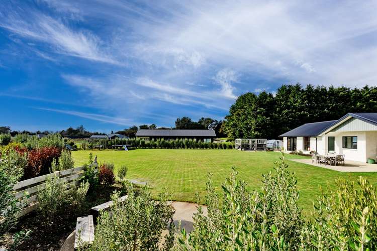 29 Ochail Way Otatara_1
