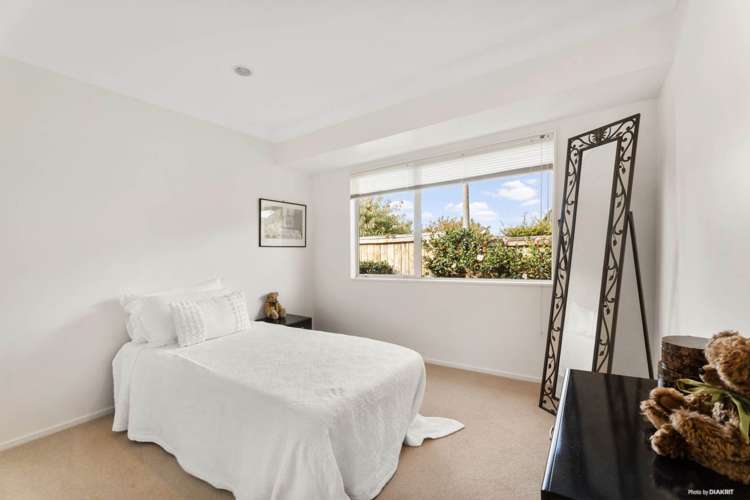 8 Pat Oconnor Place Manurewa_13