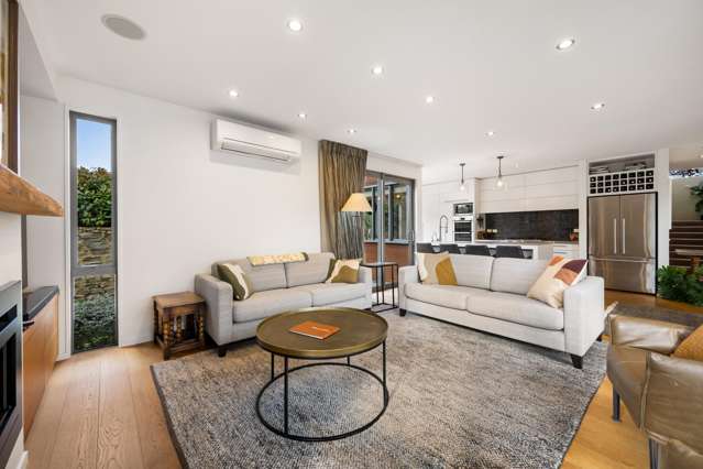 76 Aubrey Road Wanaka_4