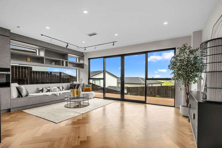 5 Pakirikiri Street Long Bay_2