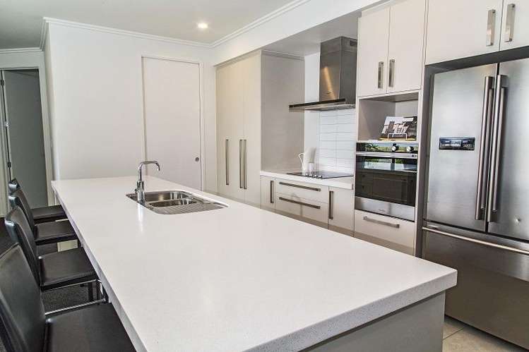 2A Alpha Street 10126_1