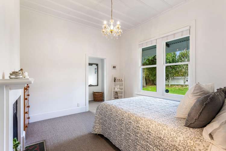 15 West Lynn Road Titirangi_11