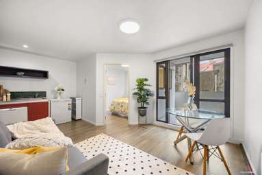 2C/4 St Paul Street_2